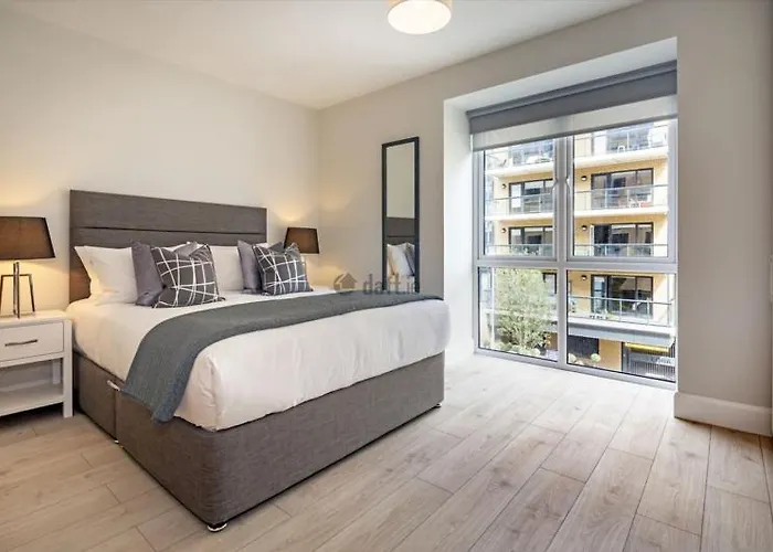 Modern Sandyford Bedroom